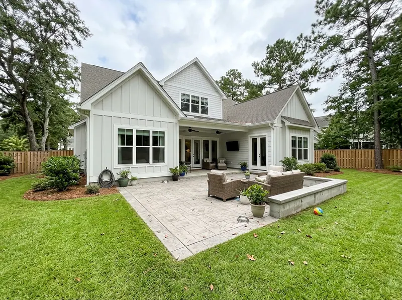 400 sq ft White Stamped Modern Farmhouse pavers & patio